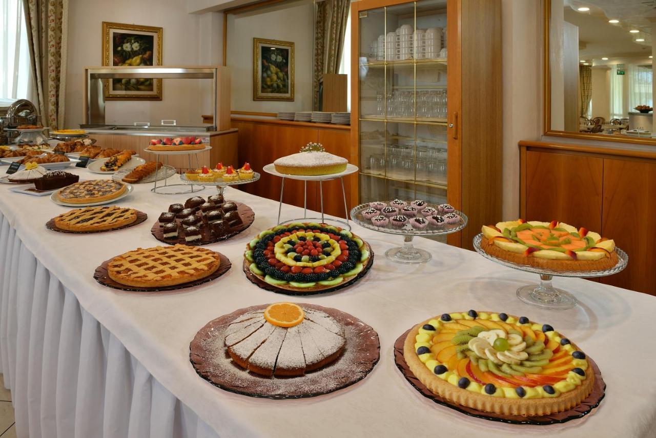 Hotel Gaston Ρίμινι Εξωτερικό φωτογραφία