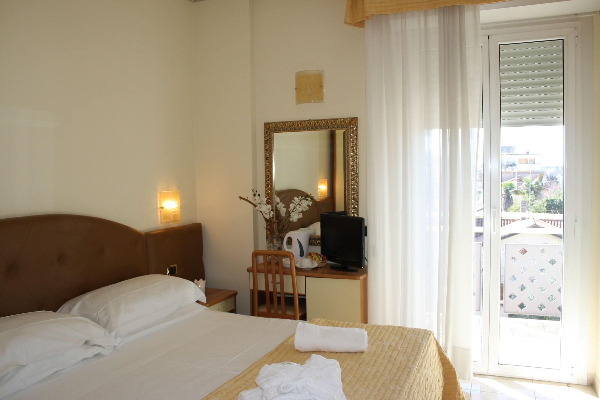 Hotel Gaston Ρίμινι Εξωτερικό φωτογραφία