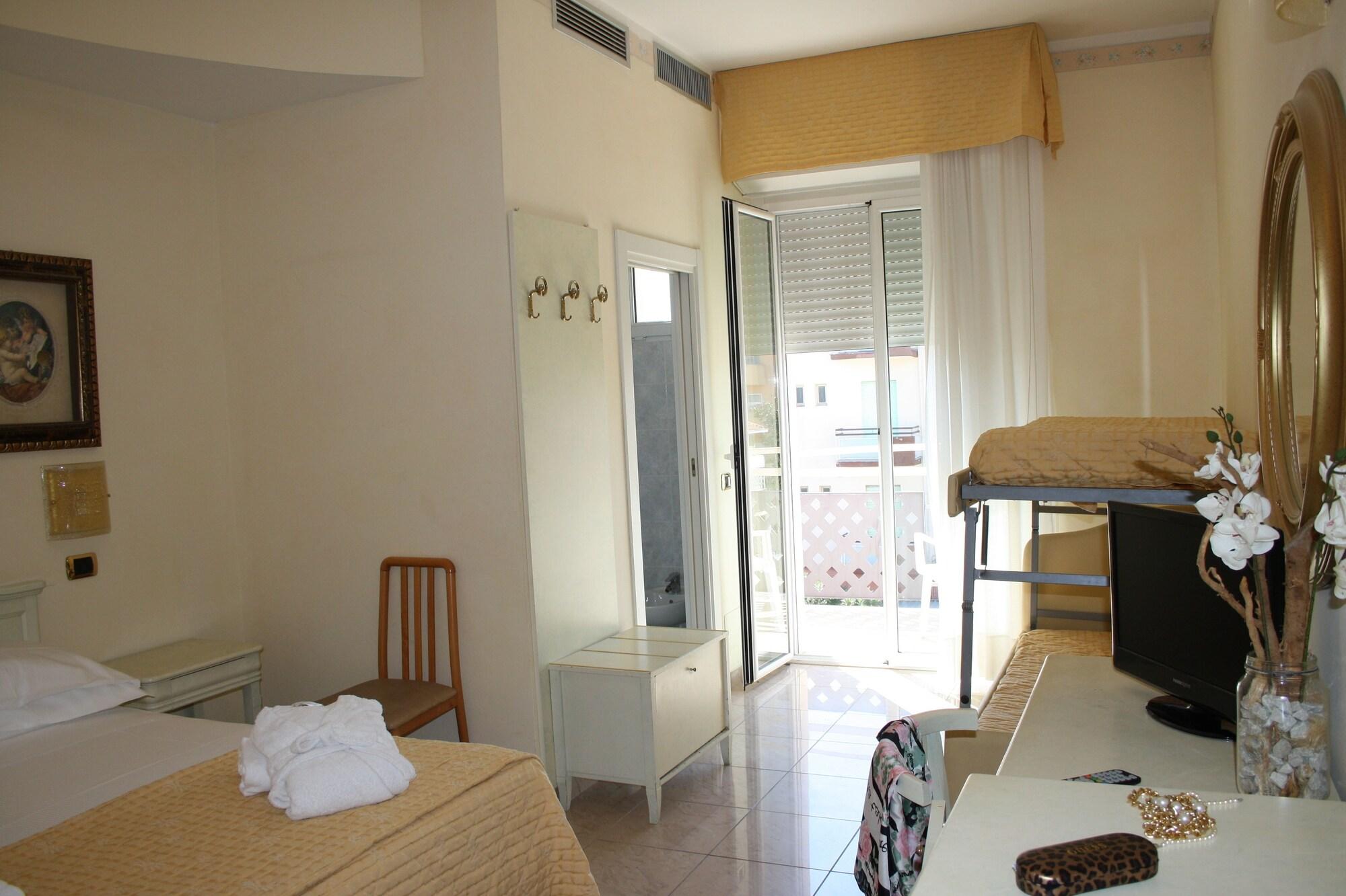 Hotel Gaston Ρίμινι Εξωτερικό φωτογραφία