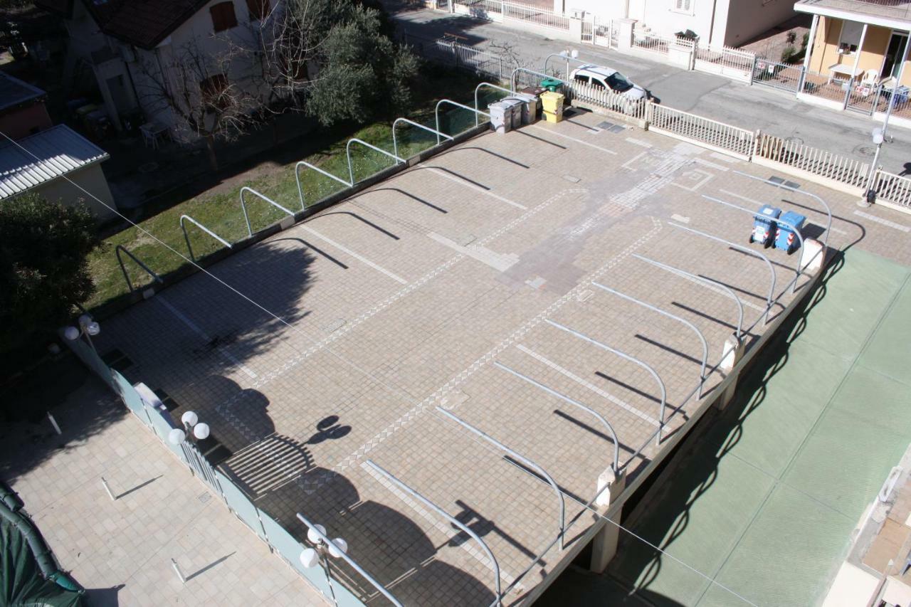 Hotel Gaston Ρίμινι Εξωτερικό φωτογραφία